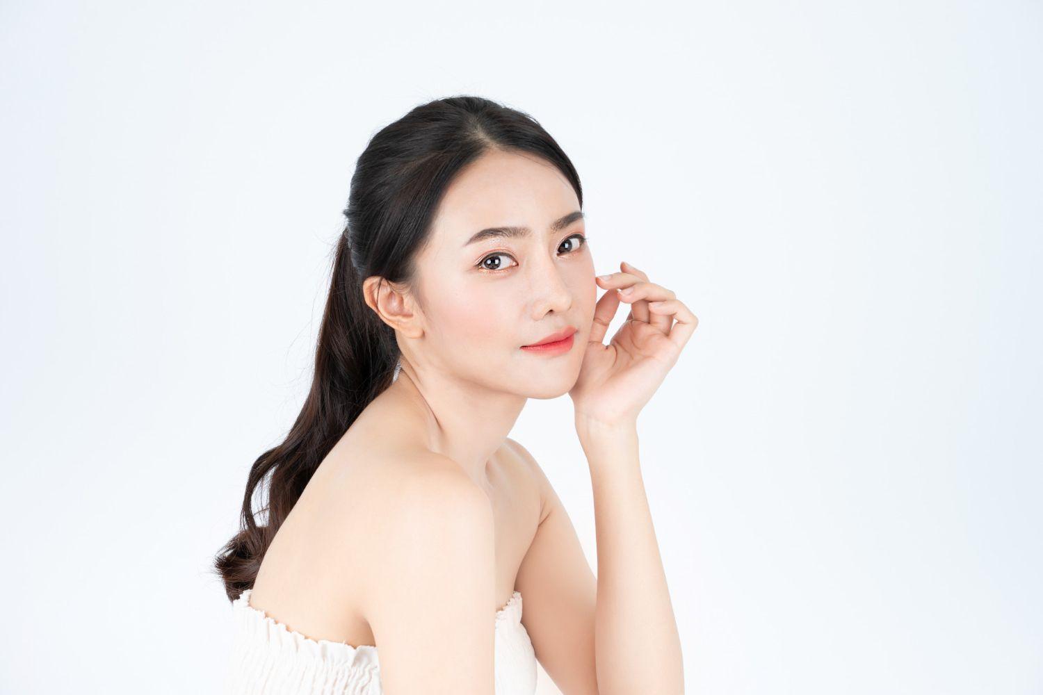 Juvelook untuk Skin Quality: Apa Bedanya dengan Skin Booster Biasa?